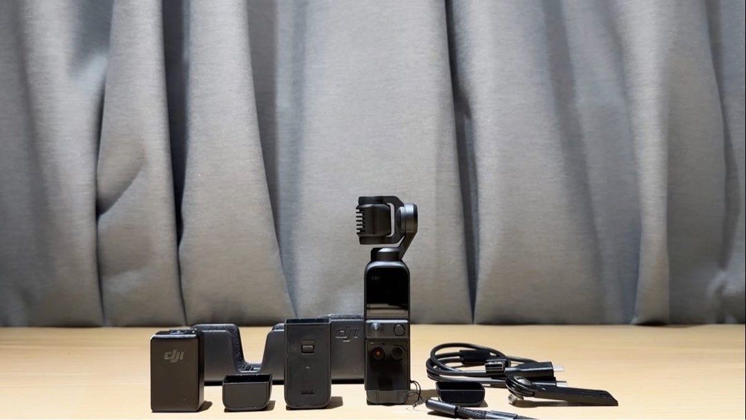 急售】DJI OSMO POCKET 2，八成新，全能Combo版, 相機攝影, 攝影機在