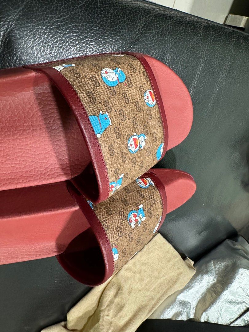 Gucci discount doraemon slides