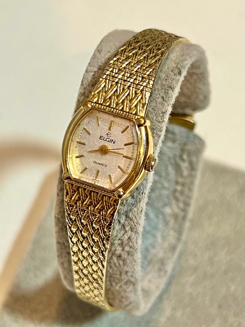 Antique gold 2025 watches for womens