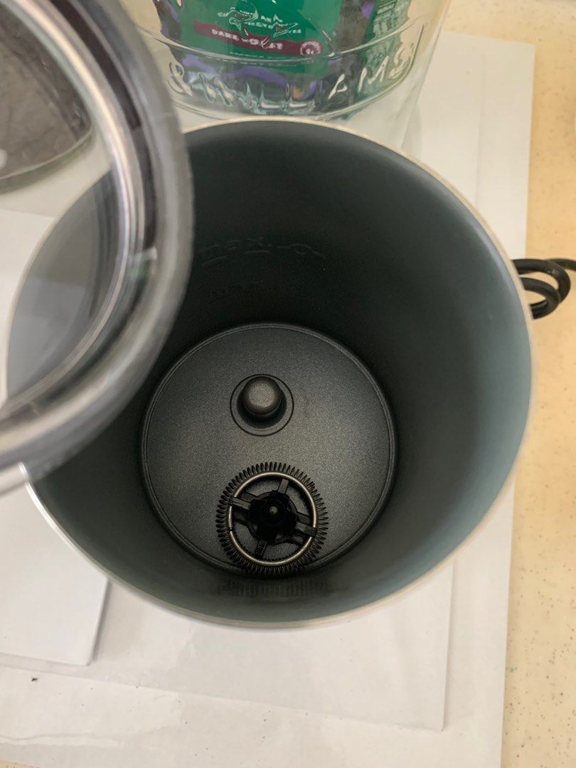 (Faulty) Original Nespresso Frother Aeroccino, TV & Home Appliances