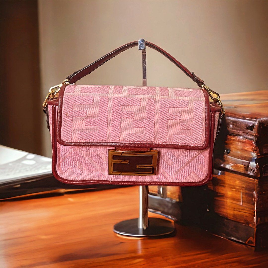 FENDI BAGUETTE size 20cm