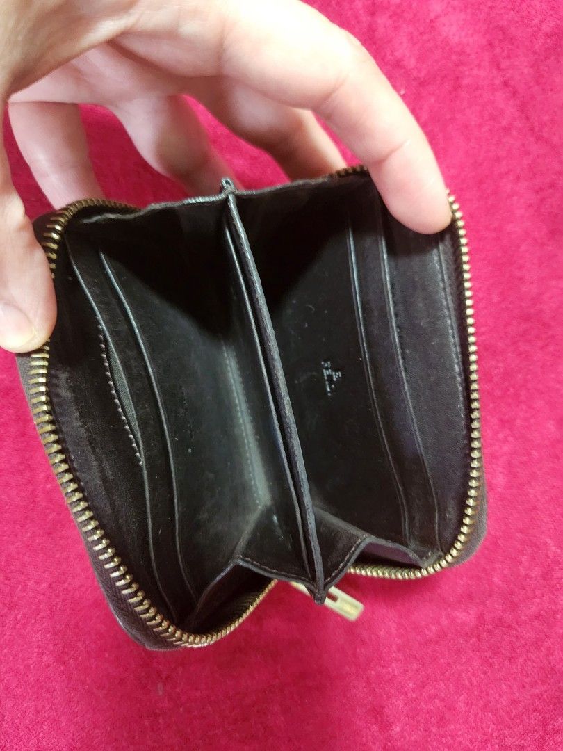 Fendi card case (Category: Luxury Bags & Wallets) located in Quezon City. Submitted by myprelovedfindsph (Listing ID 1263909190, Image 3). Description: Fendi zucca card case, still in excellent condition.
