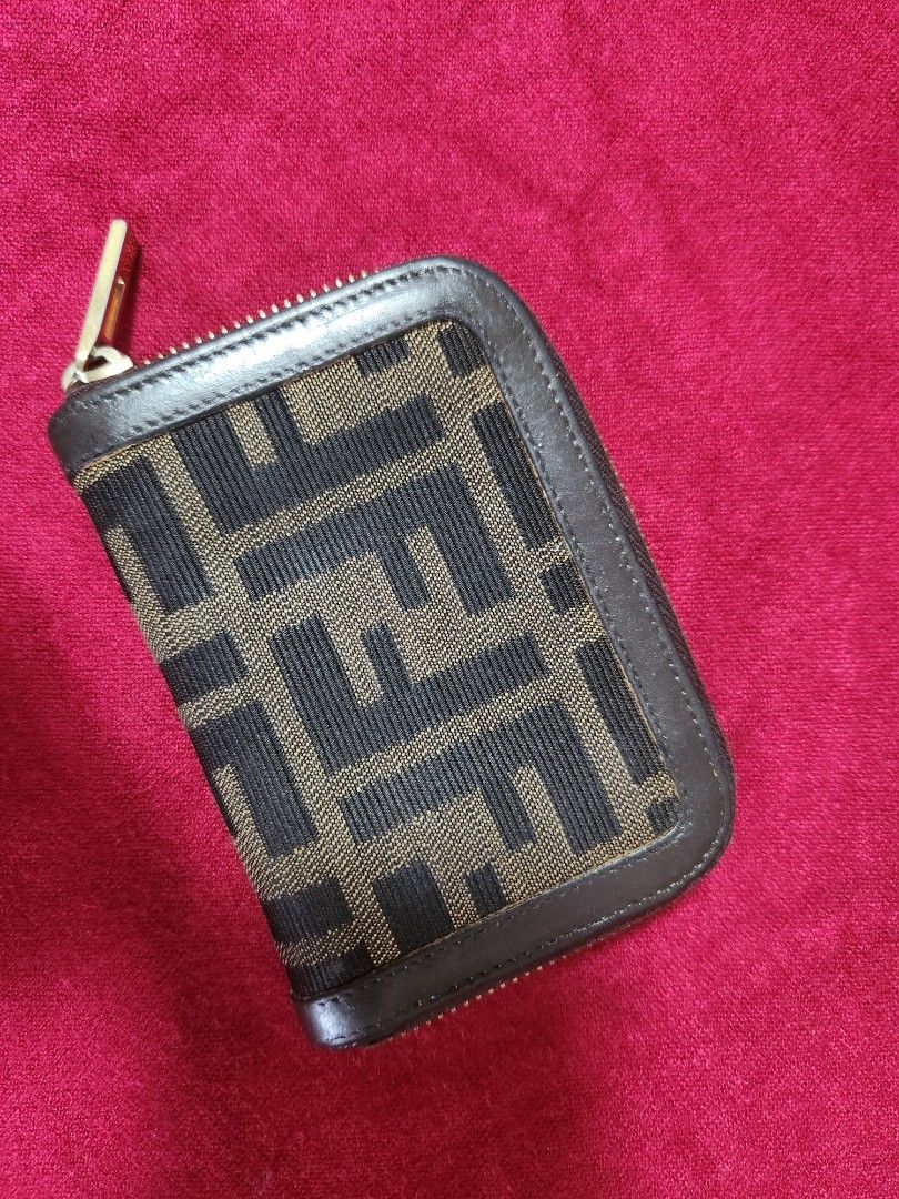 Fendi card case (Category: Luxury Bags & Wallets) located in Quezon City. Submitted by myprelovedfindsph (Listing ID 1263909190, Image 2). Description: Fendi zucca card case, still in excellent condition.