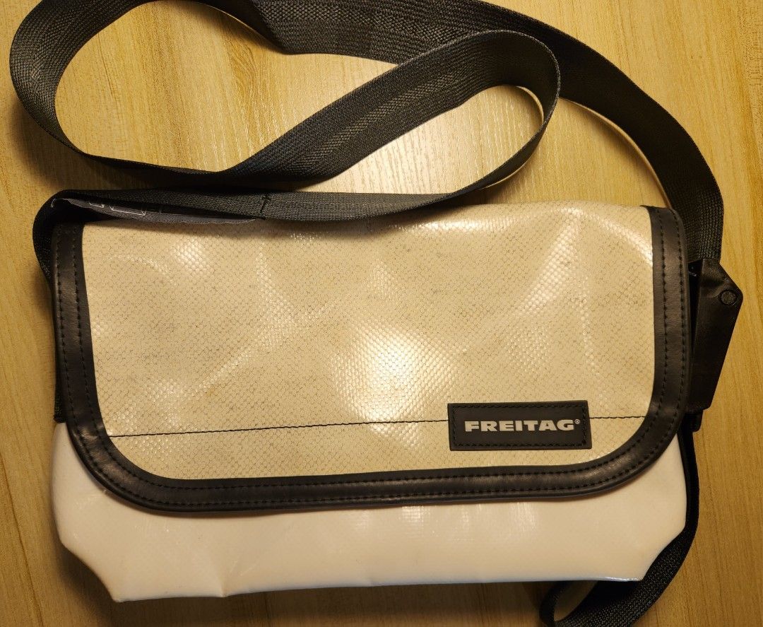 Second hand deals freitag bag