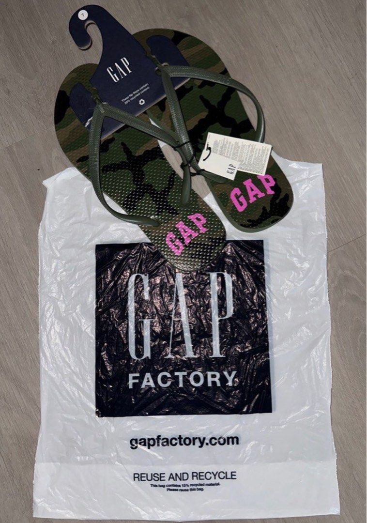 Gap slippers clearance price