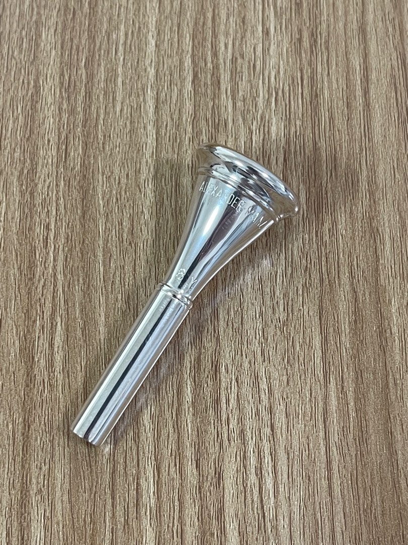 全新原廠Gebr. Alexander French Horn Mouthpiece Model 8M 圓號 法國號 吹嘴, 興趣及遊戲