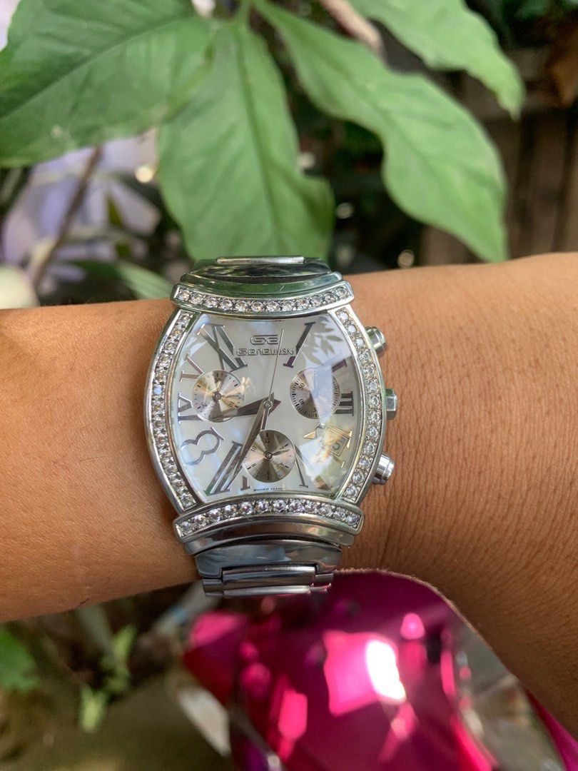 GENEVOSKI DIAMOND SWISS MADE WATCH Luxury Watches on Carousell