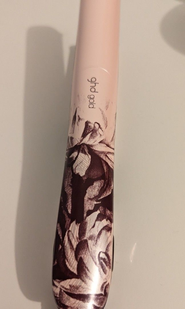ghd Gold Styler Ink On Pink