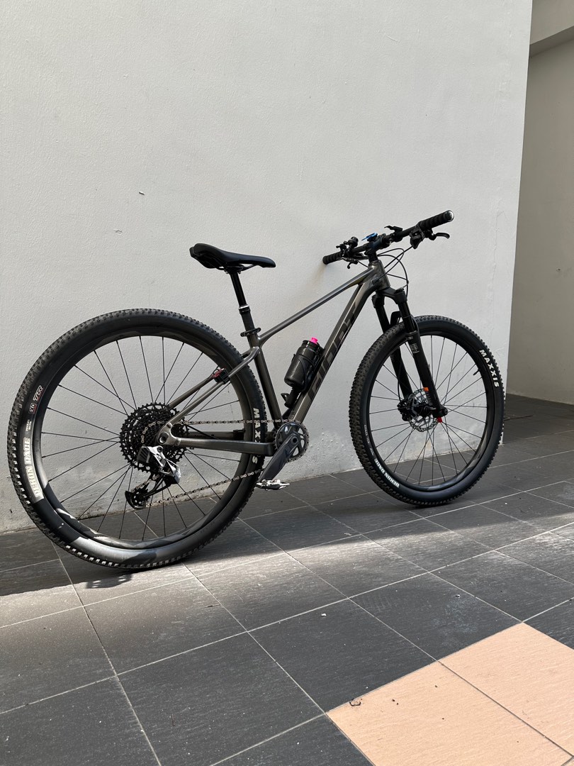 Giant XTC SLR 29 1 Sports Equipment Bicycles Parts Bicycles