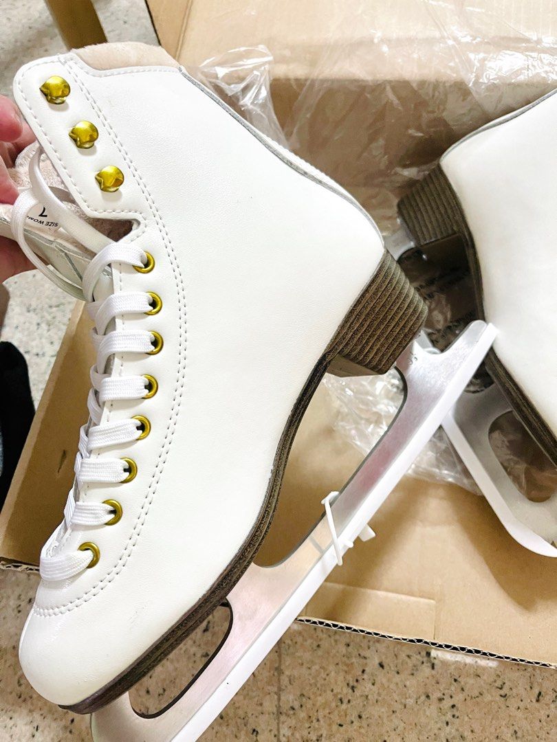 Girls ice shop skating boots