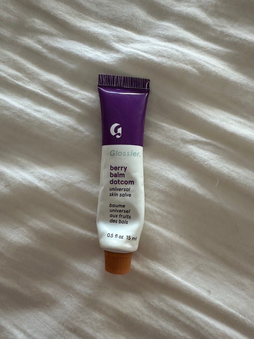 Glossier Berry Balm Dot Com (Category: Makeup) located in Manila. Submitted by cutethangg (Listing ID 1263895242, Image 1). Description: Slightly negotiable. No box but about 90% full. Nice color! RFS: too much stuff.