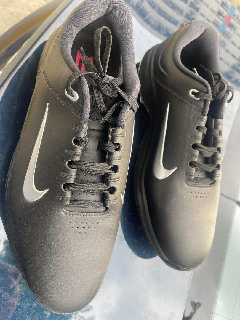 Golf shoes Sports Equipment Sports Games Golf on Carousell