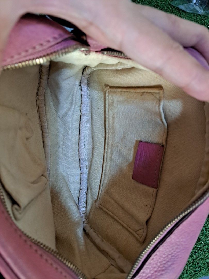 Gucci soho disco crossbody (Category: Luxury Bags & Wallets) located in Lemery. Submitted by venus23 (Listing ID 1263905039, Image 3). Description: codes,gucci underzip.