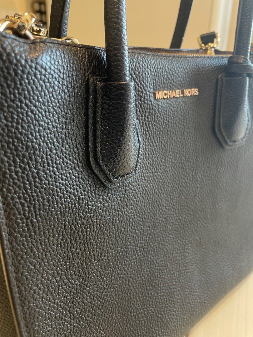 Handbang, Luxury, Bags & Wallets on Carousell