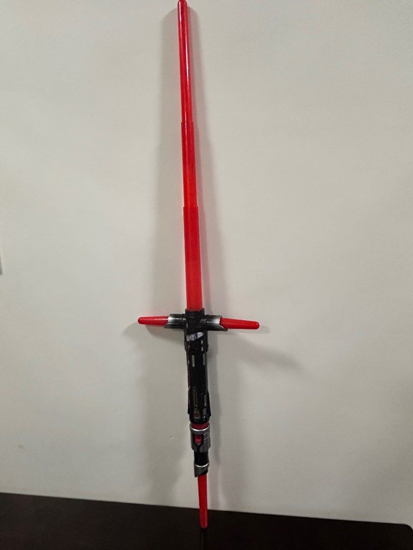 Kylo ren deals extendable lightsaber