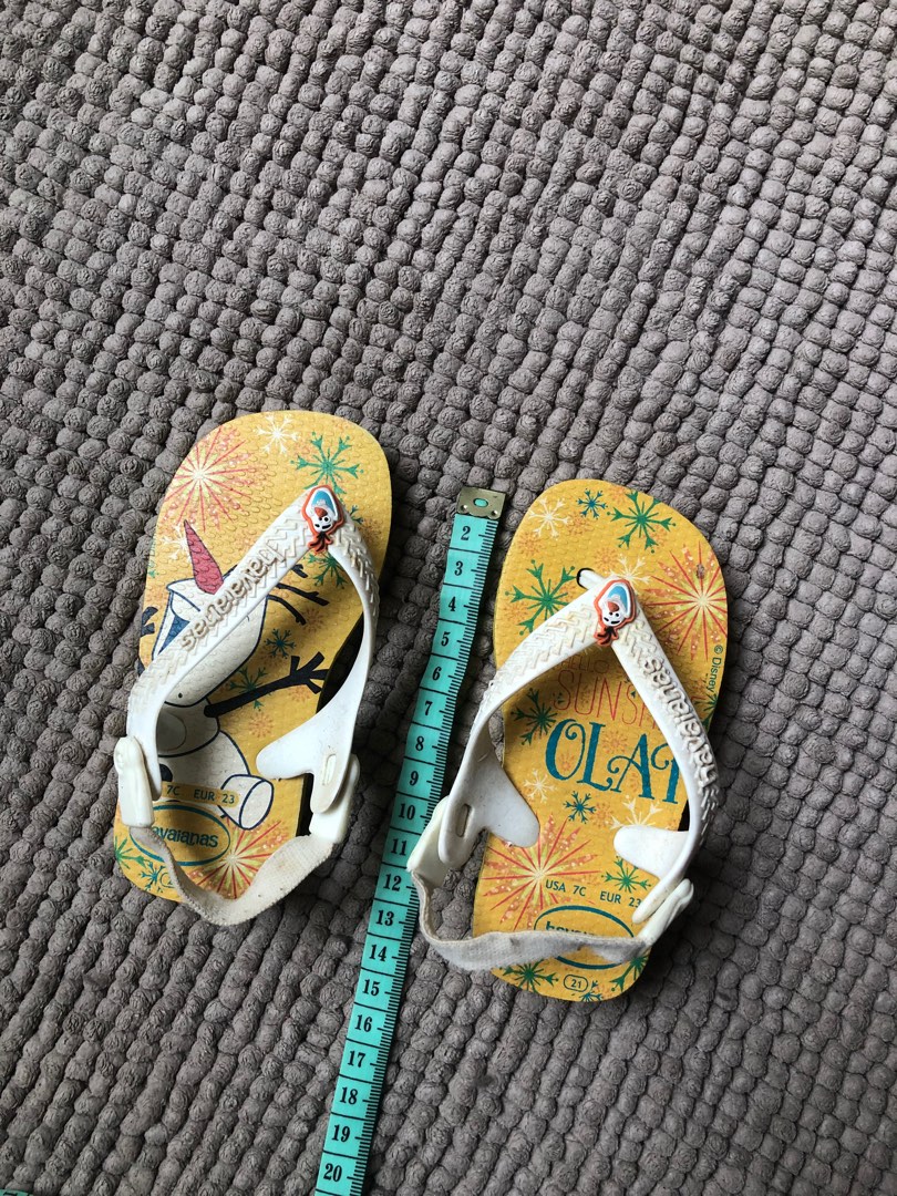 Olaf flip flops hotsell