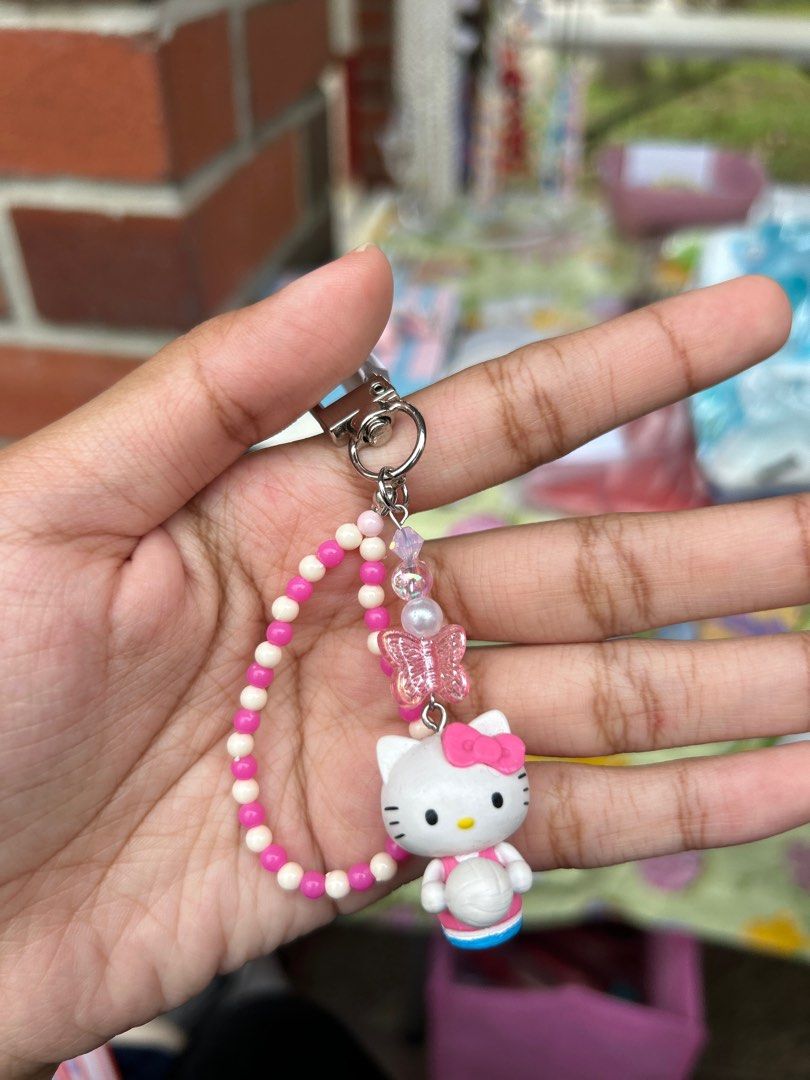 Hello Kitty Beads Keychain, Hobbies & Toys, Stationery & Craft