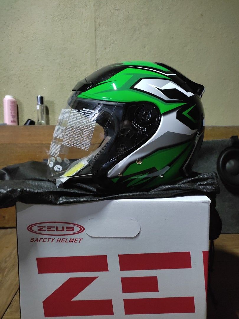Arai ghost hot sale green