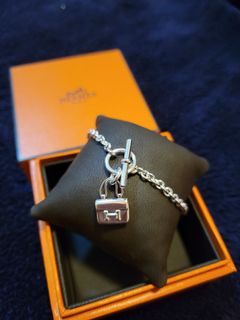 （分類：）位於 。 由 fionaaaaafi 提交（商品編號 1264035542，圖片 1）。簡介： 。