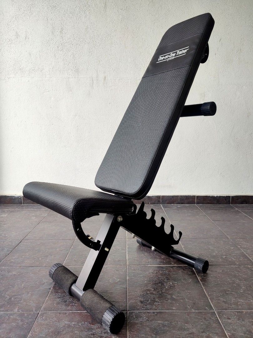One on sales one trainer bench