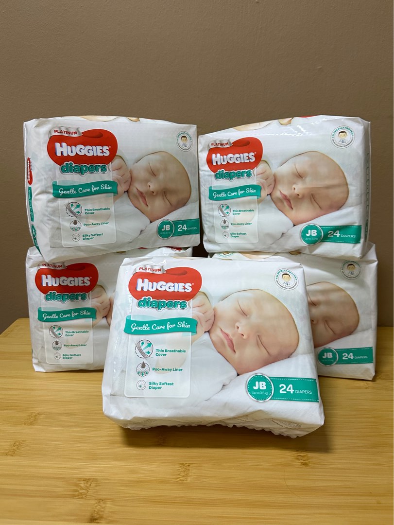 Huggies platinum diapers Just Born Tape diapers , Babies & Kids