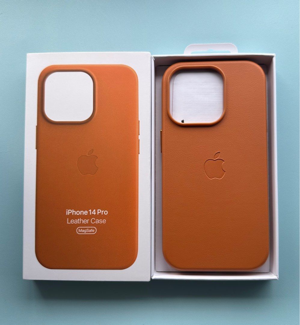 iPhone 14 Pro Magsafe Leather Case (Golden brown) (Category: Cases & Sleeves) located in Quezon City. Submitted by danii_03 (Listing ID 1264072859, Image 1). Description: .