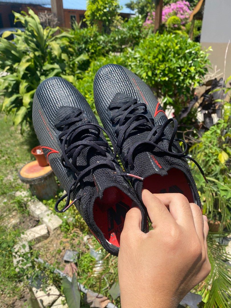 Kasut bola nike original hotsell