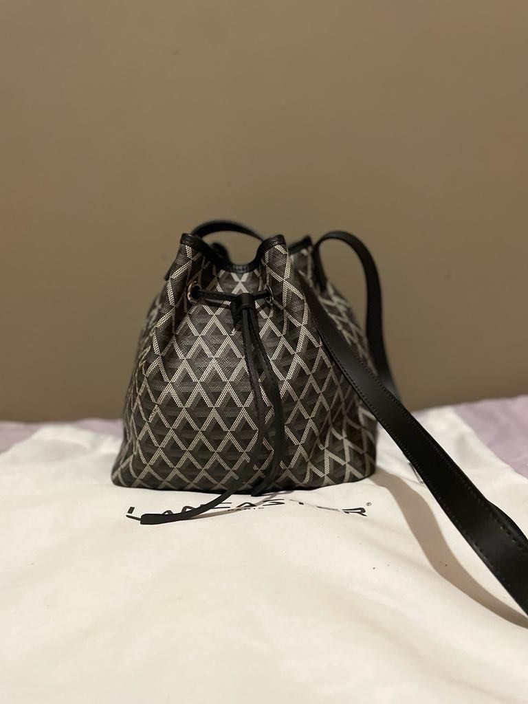 Lancaster bucket preloved, Barang Mewah, Tas Dompet di Carousell