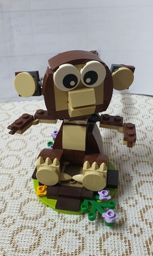 LEGO 40207 - Chinese Zodiac Year of the Monkey, Hobbies & Toys