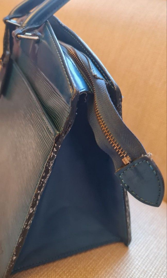 Louis Vuitton Toledo Blue Epi Leather Riviera Bag