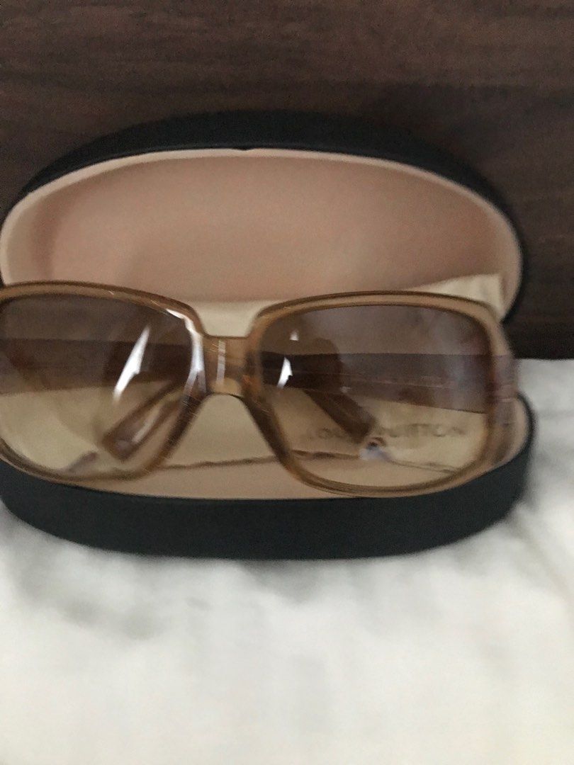 Louis Vuitton Sunglass, Luxury, Accessories on Carousell