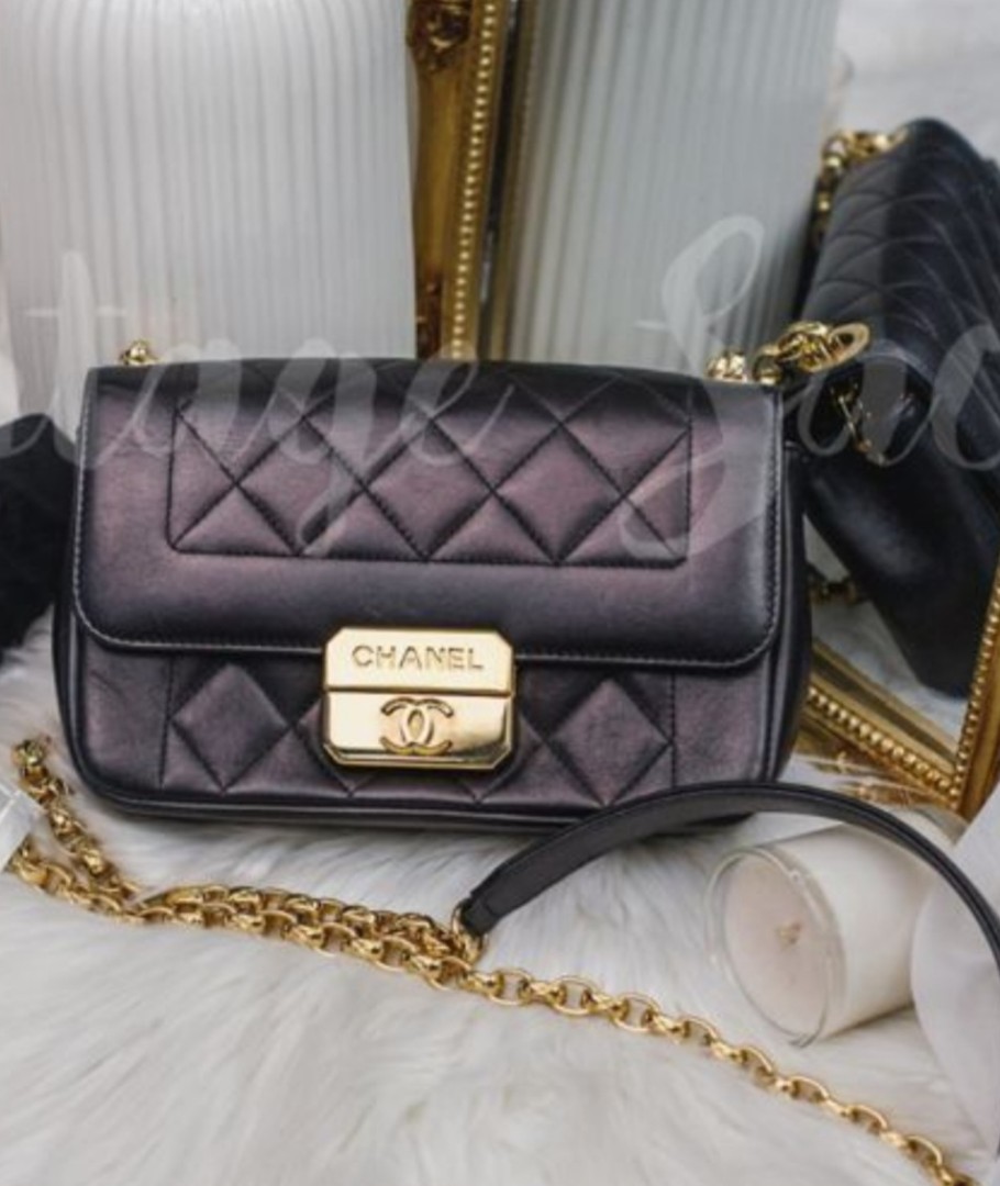 💢SOLD 💢 Authentic Chanel Bag, Luxury, Bags & Wallets on Carousell
