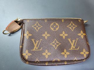 Louis Vuitton Valisette Tresor: Is It A Bag Or A Trunk? - BAGAHOLICBOY