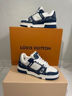 Brand New 🇮🇹 Louis Vuitton Sneaker Womens Time Out Blue PRE ORDER. White  / Blue 🇮🇹🔥, Women's Fashion, Footwear, Sneakers on Carousell