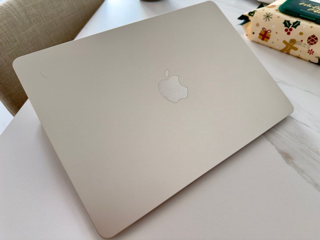 MacBook Air M2 starlight 512GB SSD 16GB memory, Computers & Tech