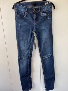Massimo Dutti Knee Ripped Denim Jeans