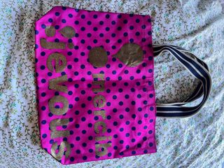 （分類：）位於 。 由 winky0203 提交（商品編號 1263947431，圖片 1）。簡介： 。