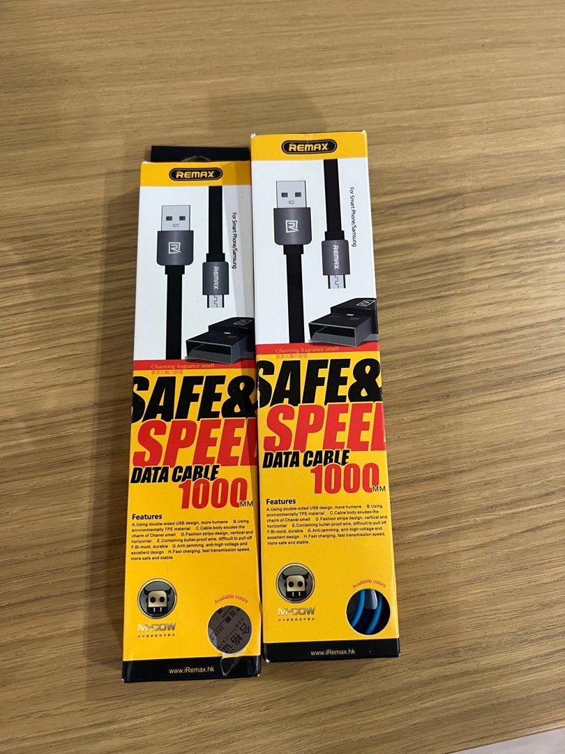 Micro cable (Category: Chargers & Cables) located in Singapore. Submitted by escape2hk (Listing ID 1264007063, Image 1). Description: .