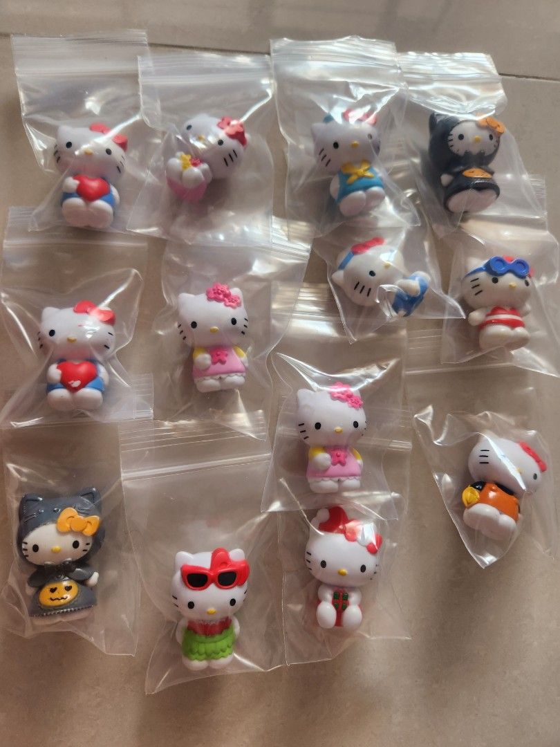 Hello kitty mini figures deals