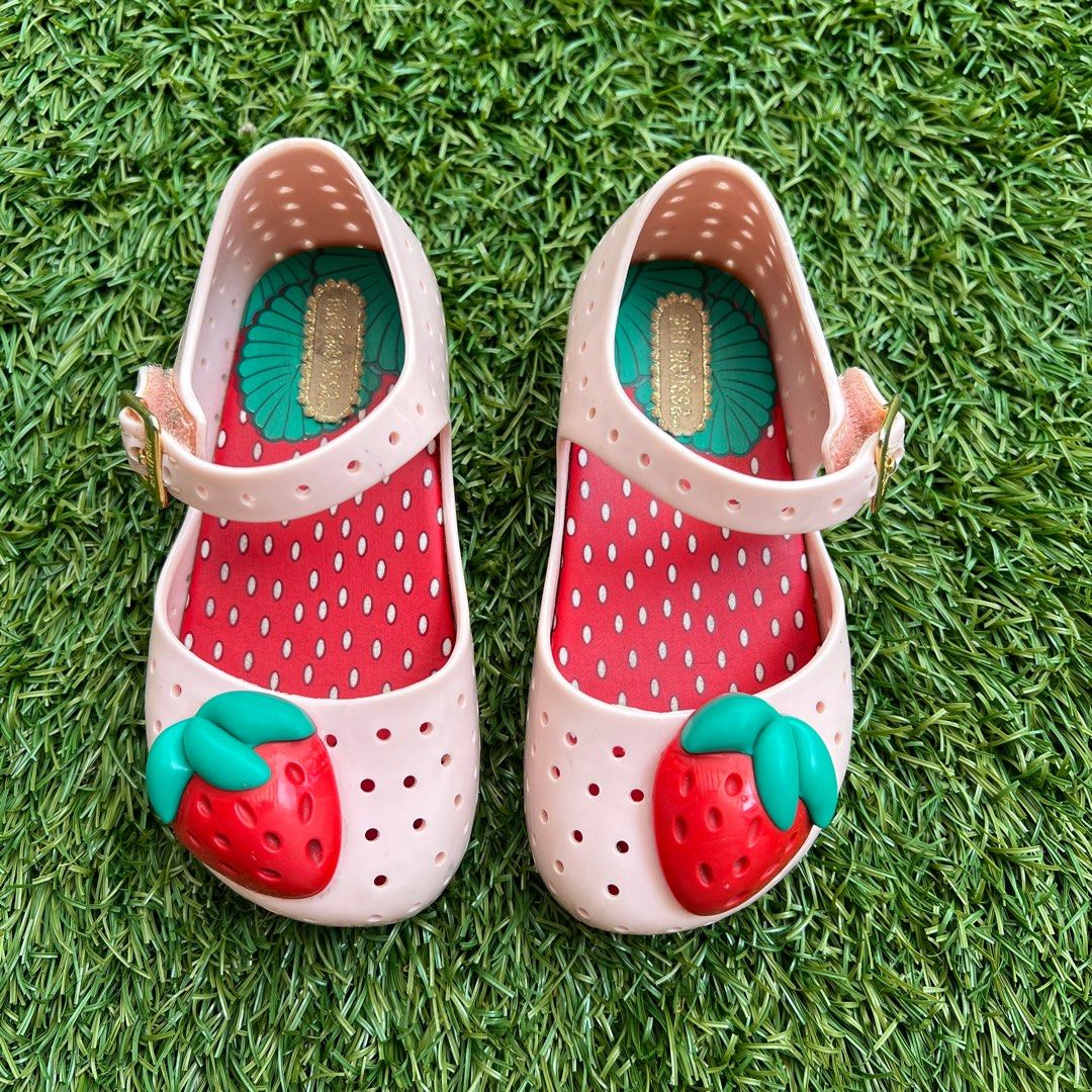 Mini hot sale melissa strawberry