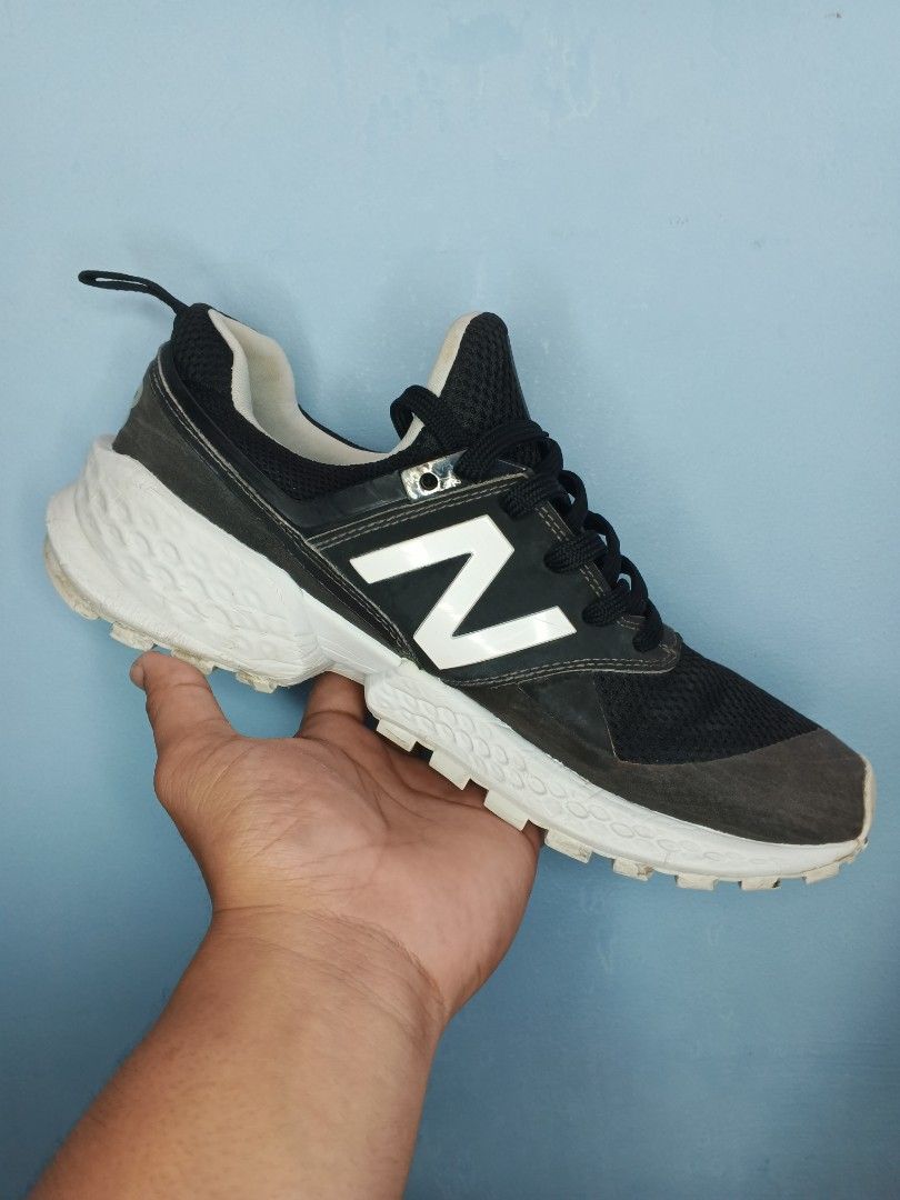 574s v2 clearance