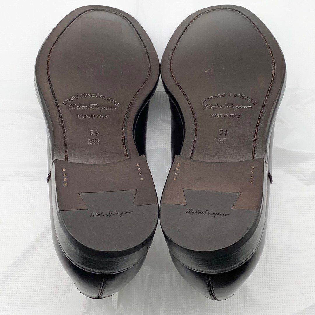 Ferragamo eee width hot sale