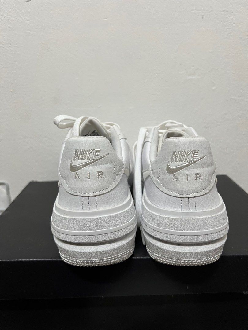 platform nikes air force 1