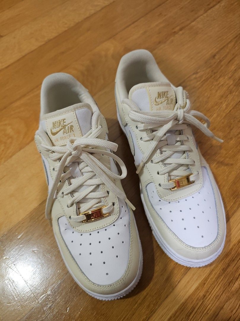 Nike air force 1 pastel yellow new arrivals