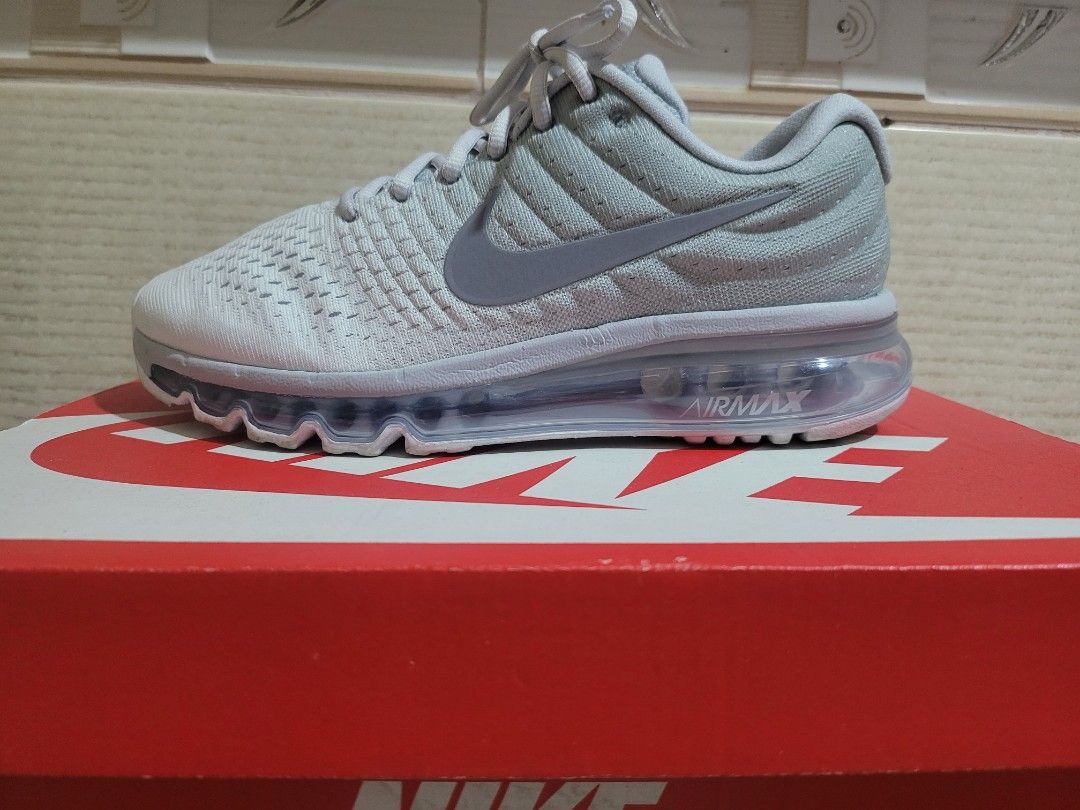 Air max 2017 deals womens size 7.5