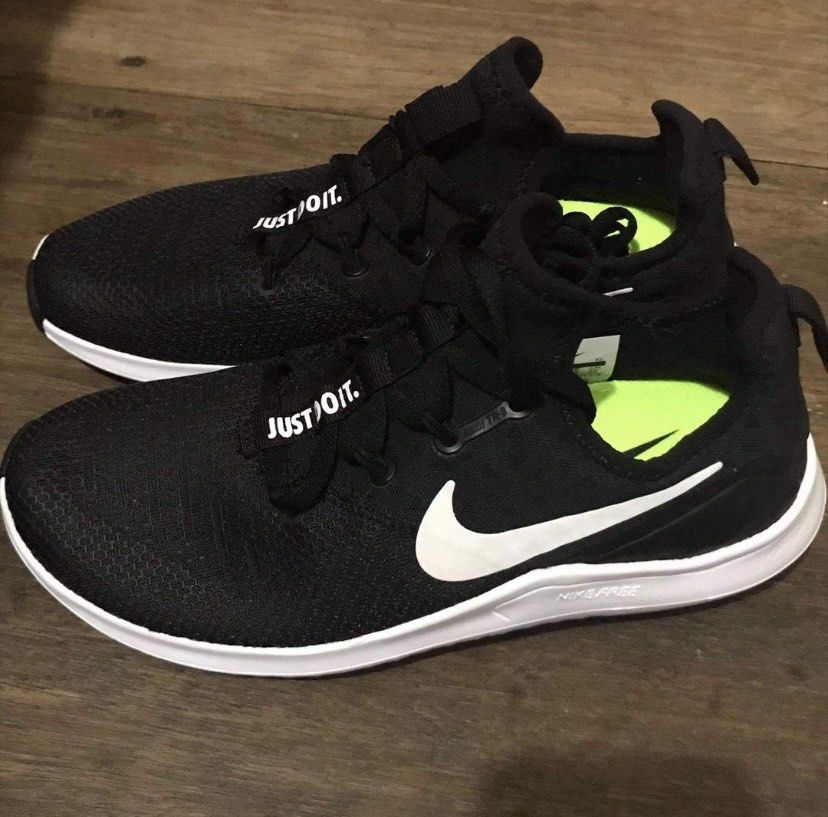 Nike free deals tr8 women's gym