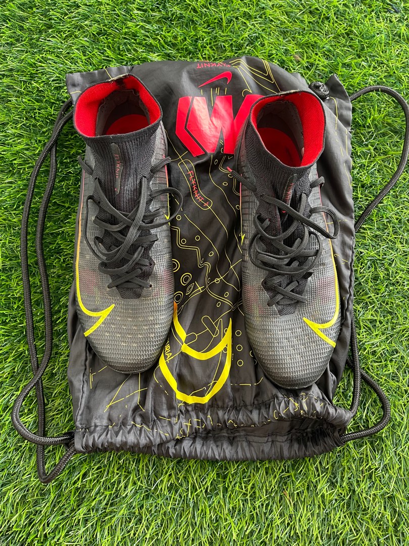 Mercurial vapor hotsell 22