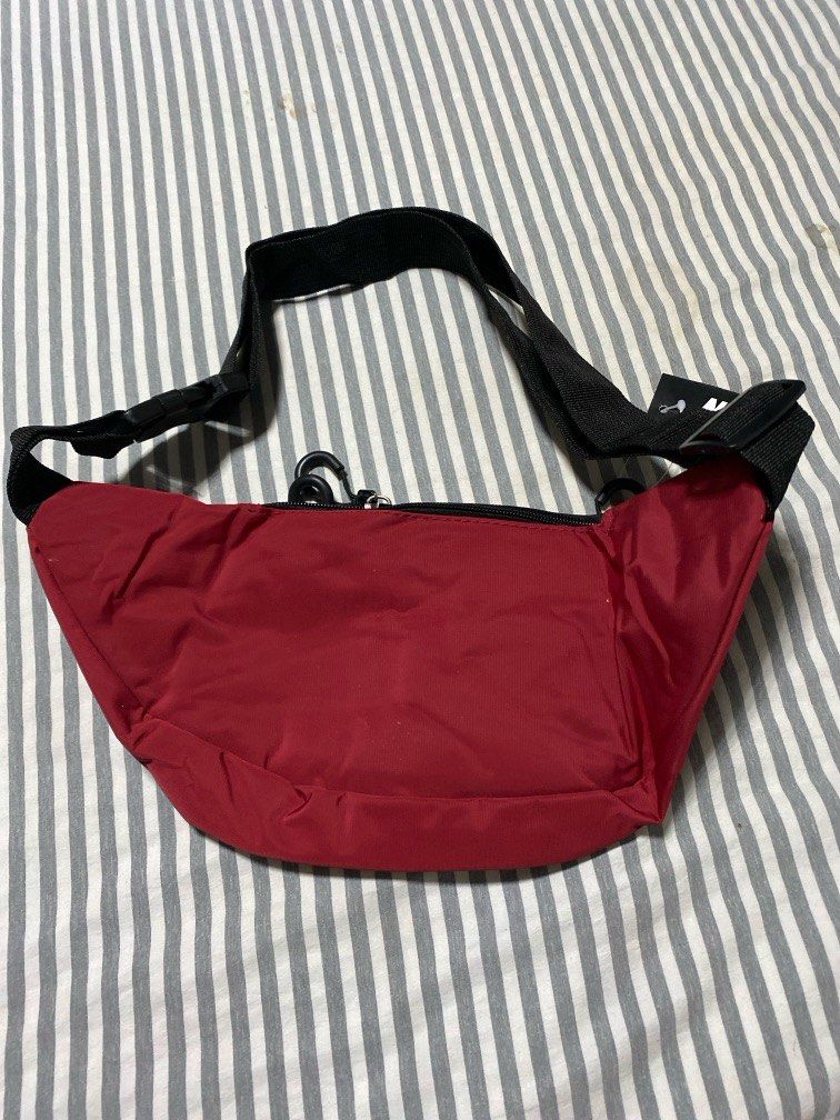 nike red fanny pack Men s Fashion Bags Sling Bags on Carousell
