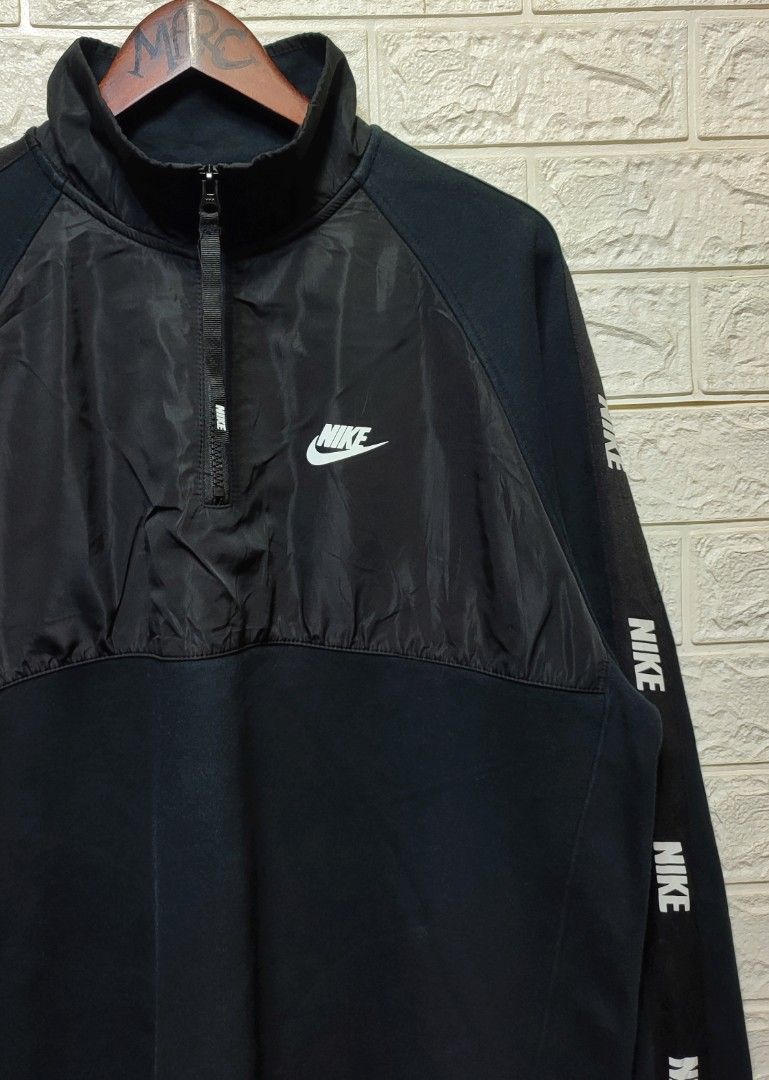 Nike sportswear online hybrid jacket