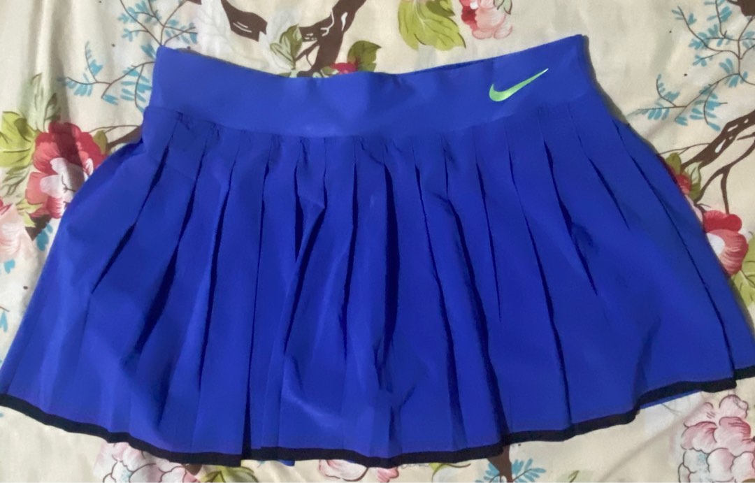 NIKE tennis skirt, Women's Fashion, Bottoms, Skirts on Carousell